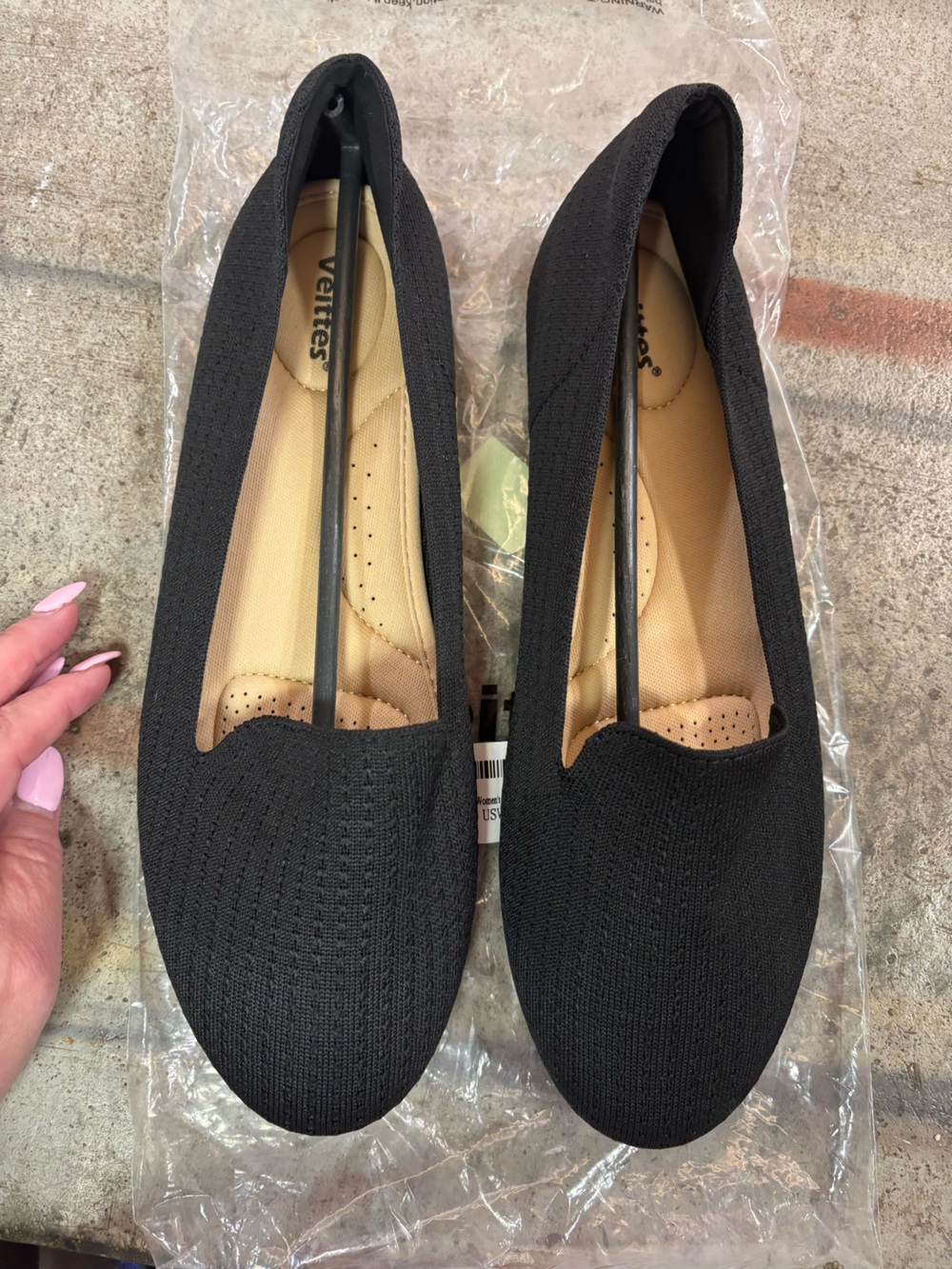 Viettes Black Knit Slip-On Flats with Cushioned Insole